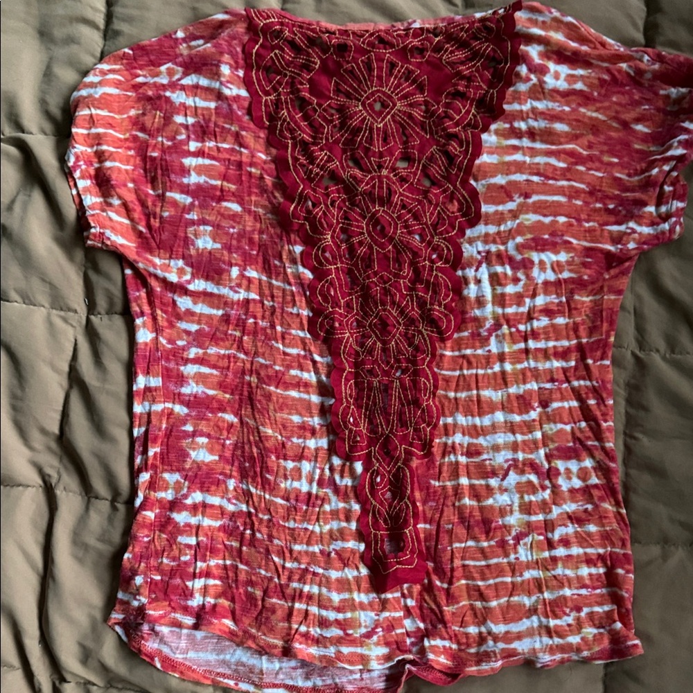 Red Tie-Dye Lace Accent Women's Top